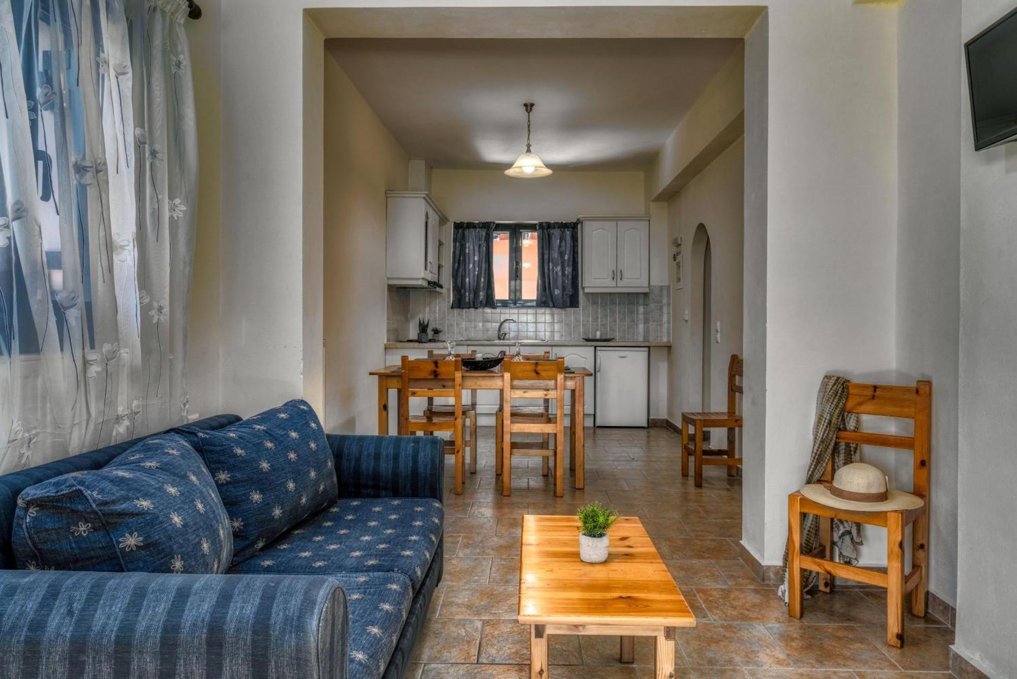 Anatoli Apartments - Tranquil Location & Stunning Views, By Zantewize Marathias  Ruang foto